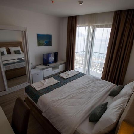 Hotel Svarog Bečići Kültér fotó